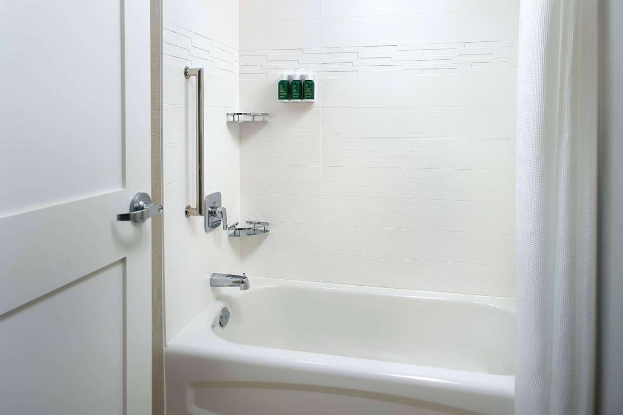 Sonesta Es Suites Raleigh ケーリー エクステリア 写真