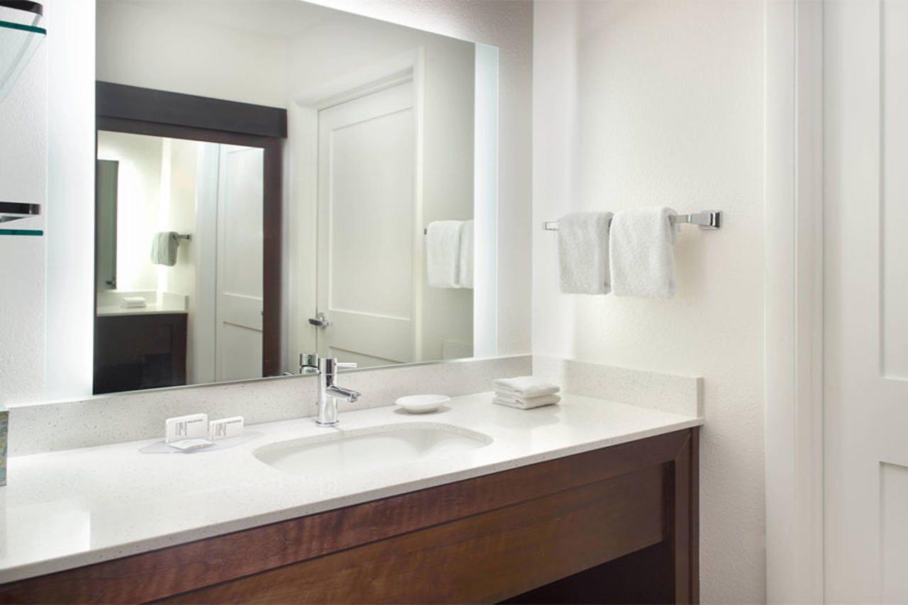 Sonesta Es Suites Raleigh ケーリー エクステリア 写真